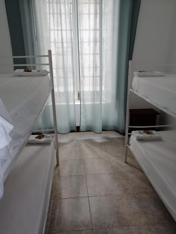 Residencia Universitaria San Jose Малага Экстерьер фото